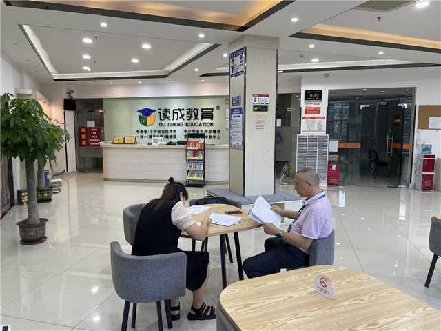 52d6edf98a4b99b6aabb874f245e8ad.jpg