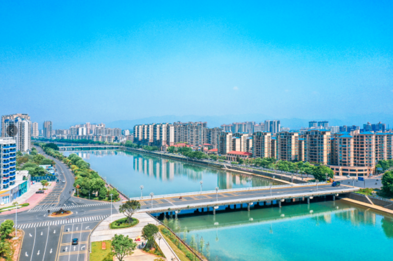 始兴碧水流畅、江河安澜(邓斌 摄) 图片