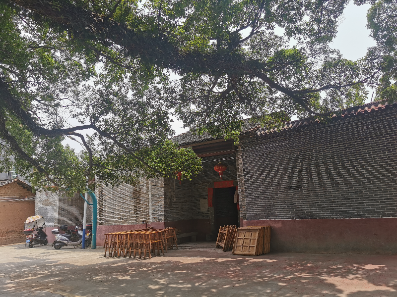 黄塘村下官厅大门.jpg