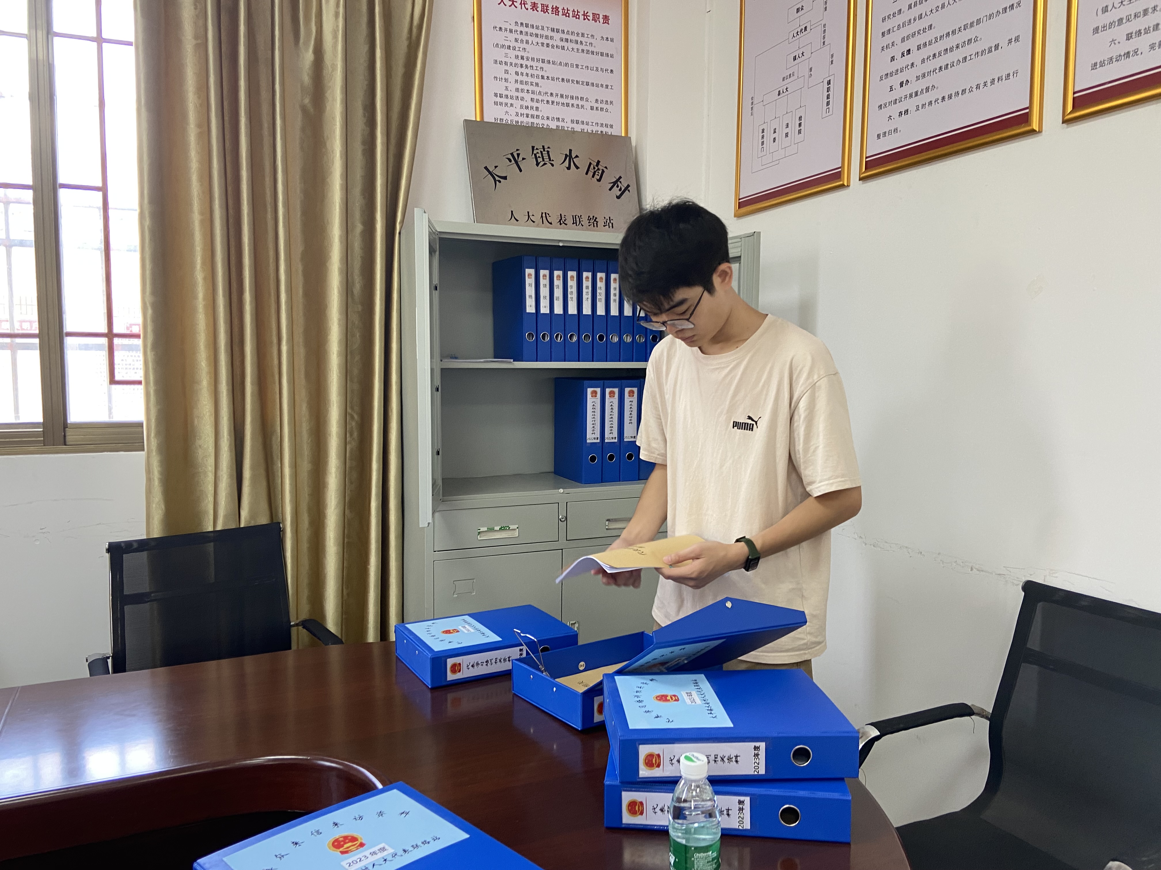 太平镇人大对第二季度村（居）人大代表联络站督导检查存在问题开展“回头看” (2).JPG