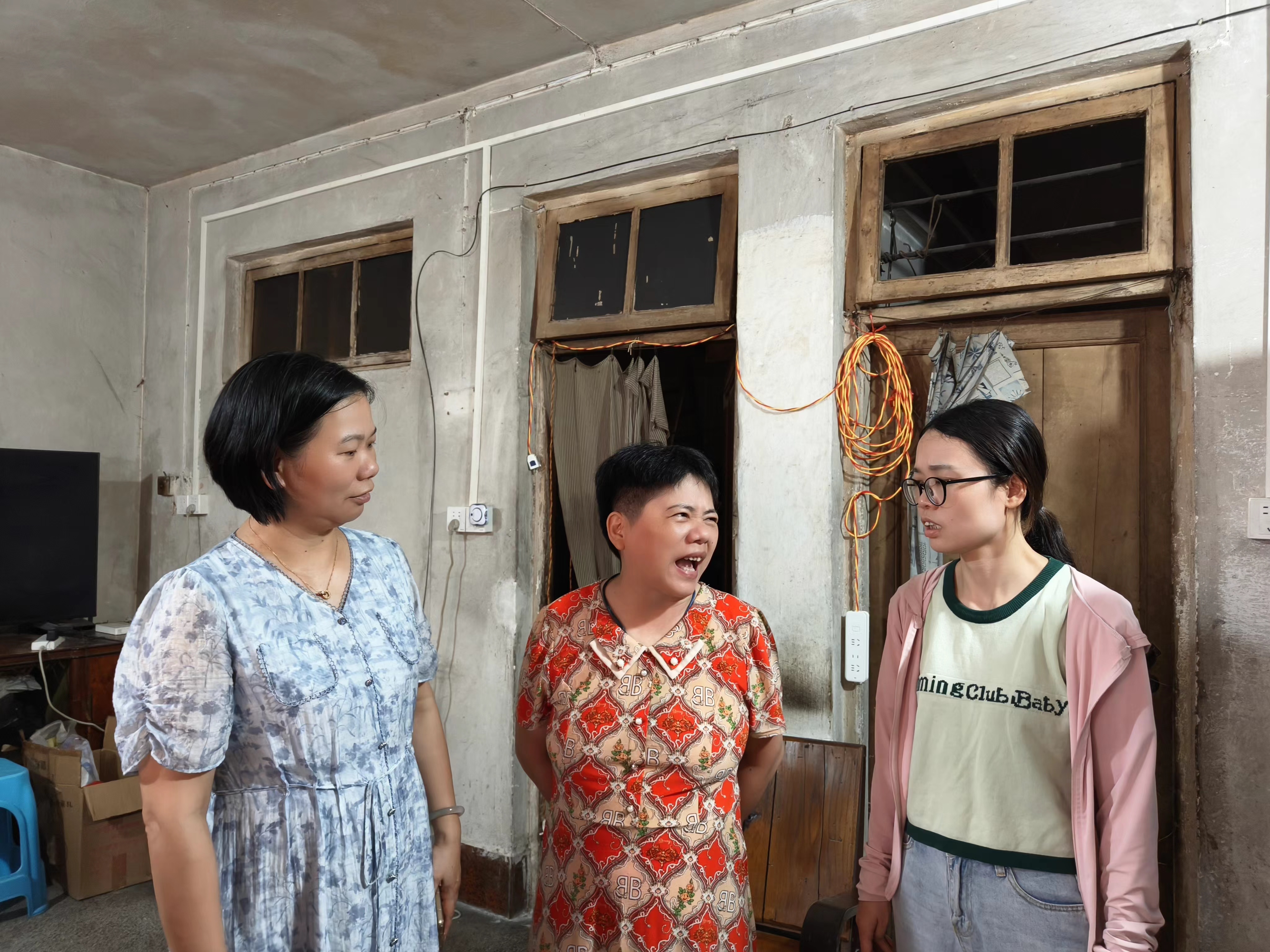 图2：始兴县残联理事长和副理事长带队慰问结对帮扶对象。.jpg